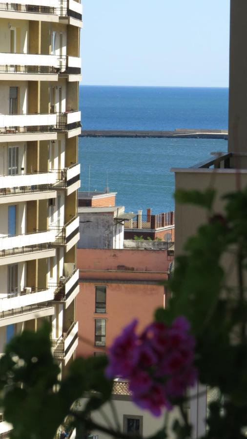 Luna Rossa Rooms Cagliari Zewnętrze zdjęcie