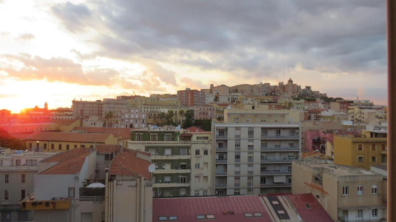 Luna Rossa Rooms Cagliari Zewnętrze zdjęcie